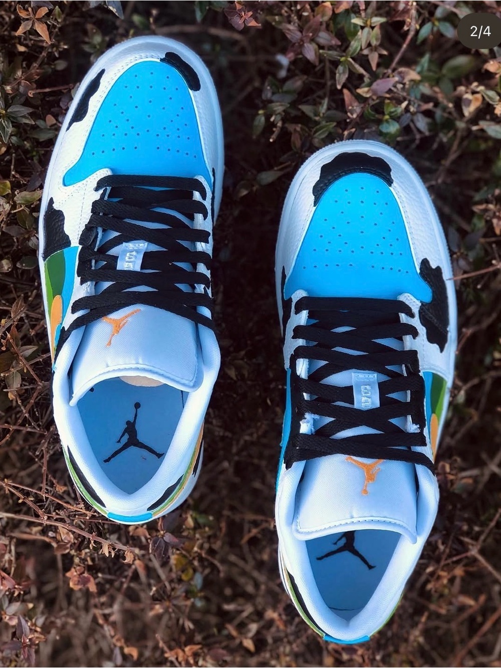 Custom Jordan 1’s - Picture 3 of 4